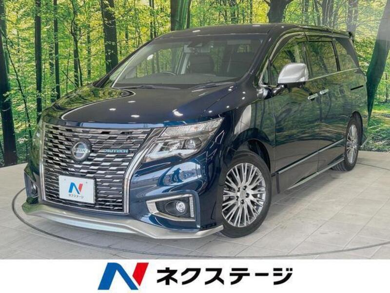 NISSAN ELGRAND