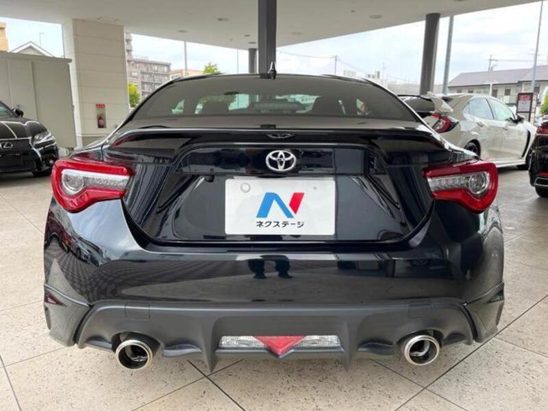 86