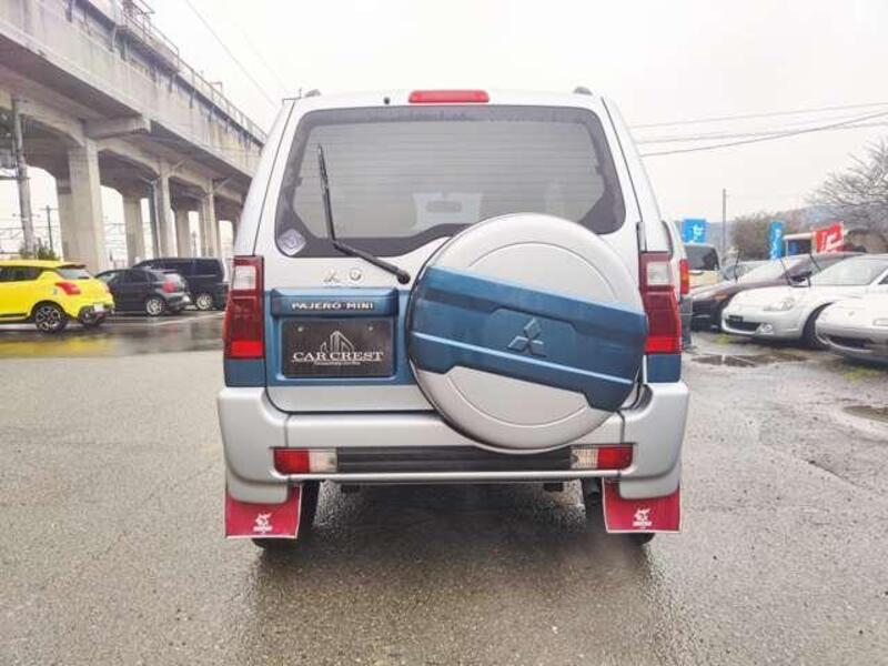 PAJERO MINI