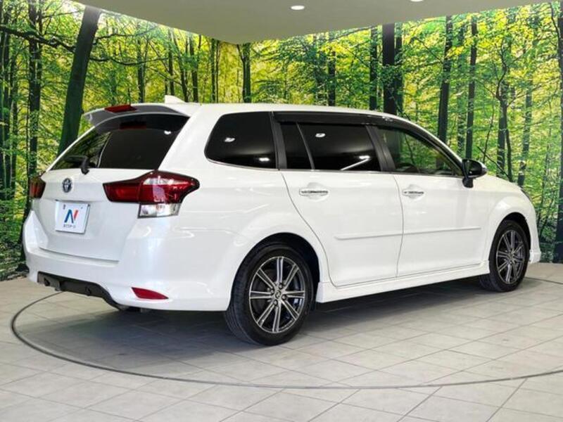 COROLLA FIELDER