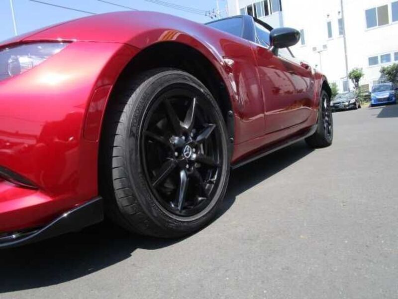 ROADSTER