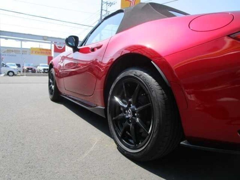 ROADSTER