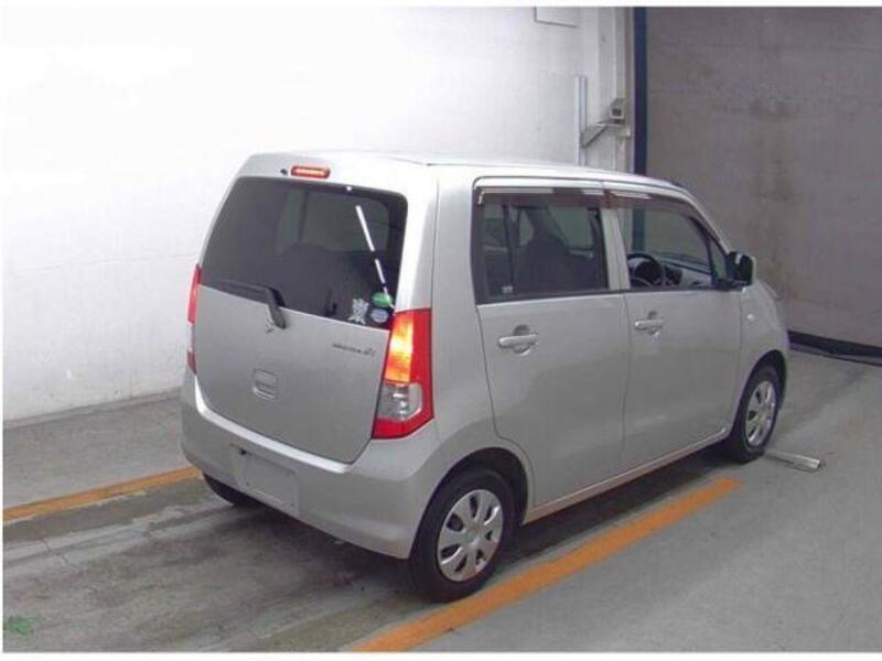 WAGON R