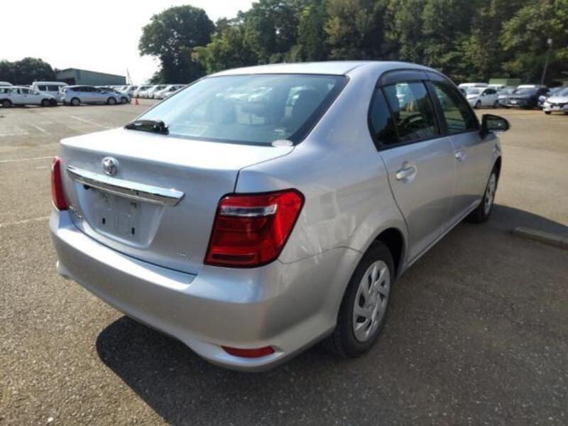 COROLLA AXIO