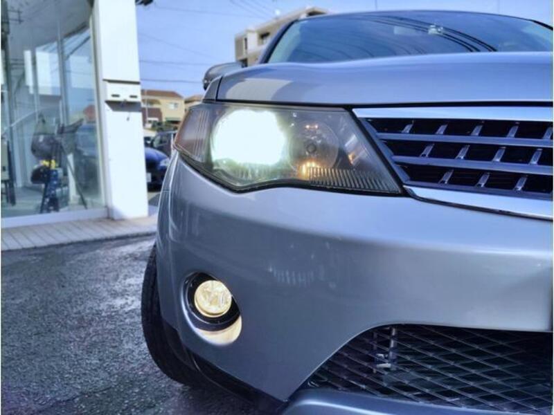 OUTLANDER