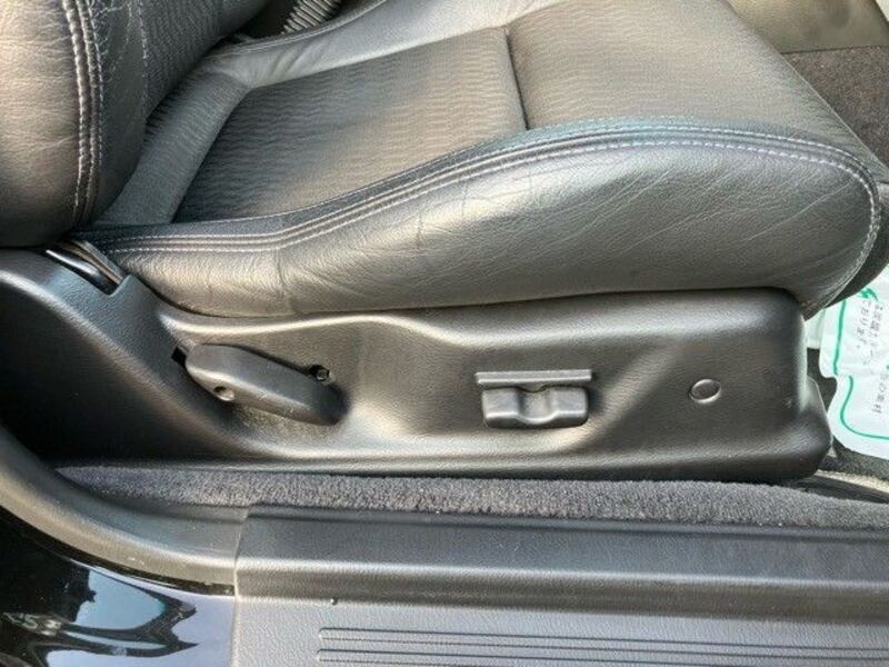 LEGACY B4