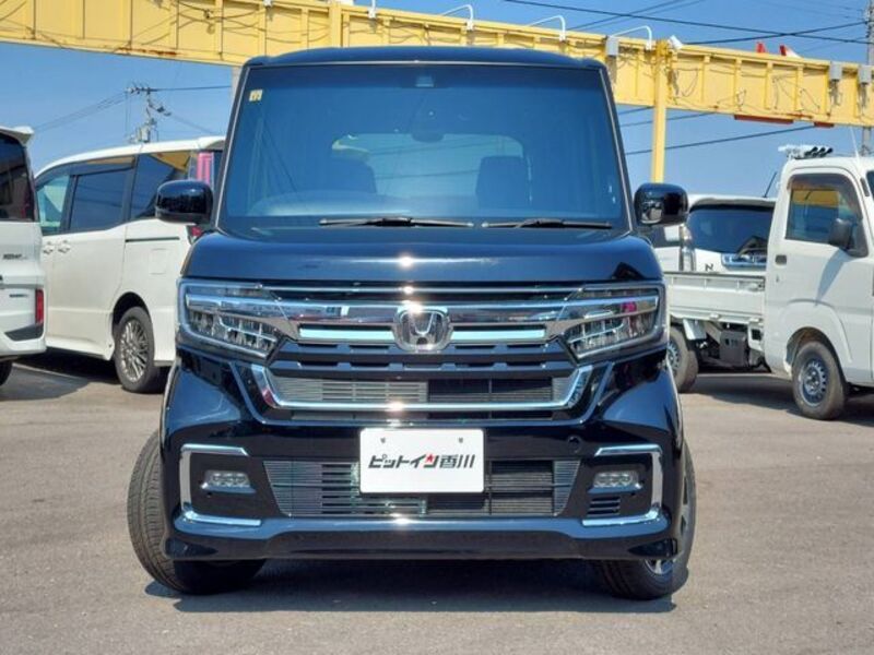 N BOX CUSTOM