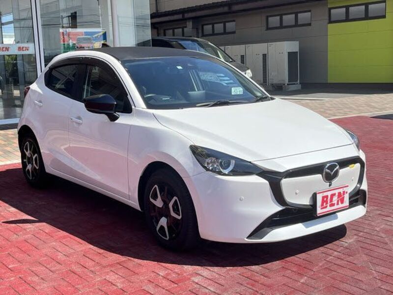 MAZDA2