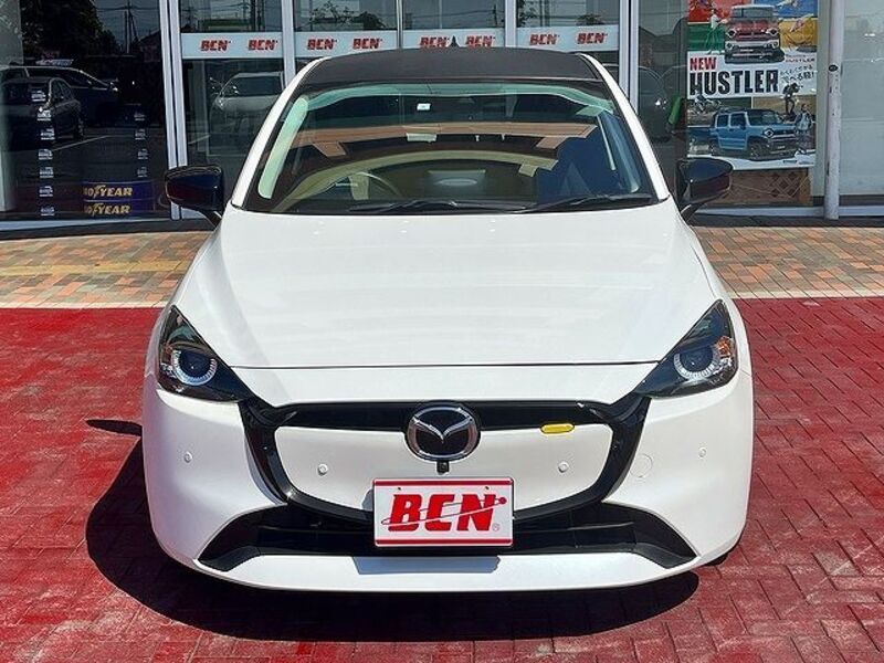 MAZDA2