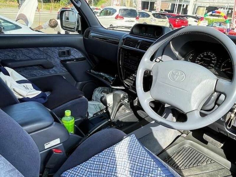 LAND CRUISER PRADO