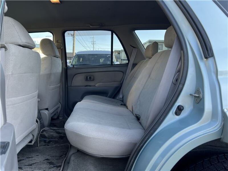 HILUX SURF