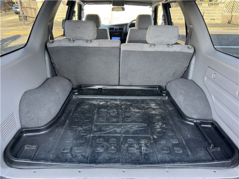 HILUX SURF