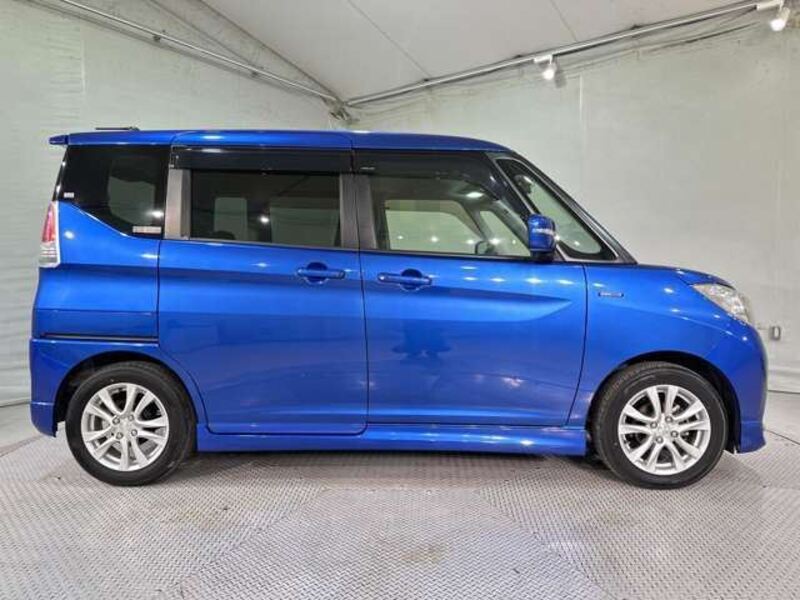 DELICA D2