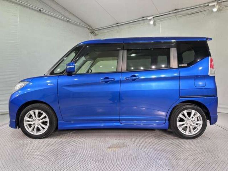 DELICA D2