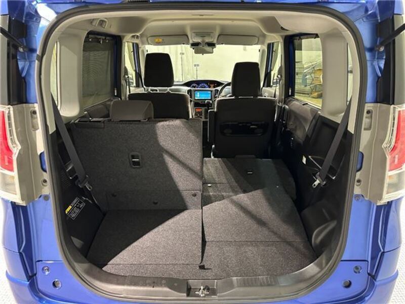 DELICA D2