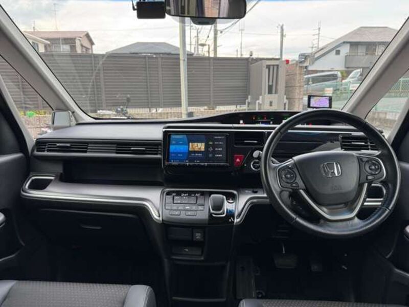 STEPWAGON SPADA