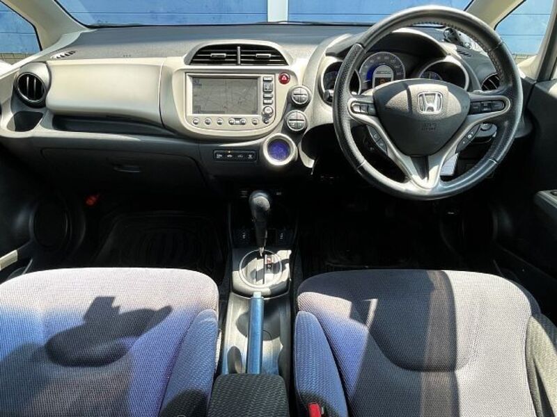 FIT HYBRID