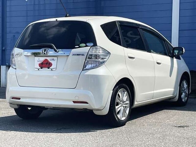 FIT HYBRID