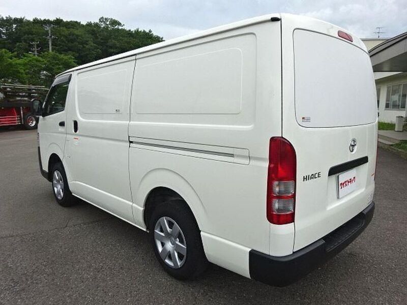 HIACE