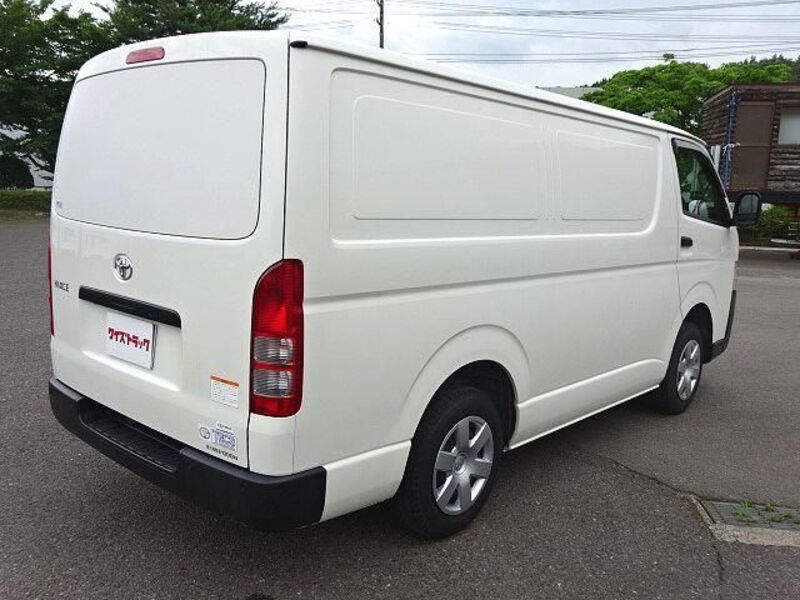 HIACE
