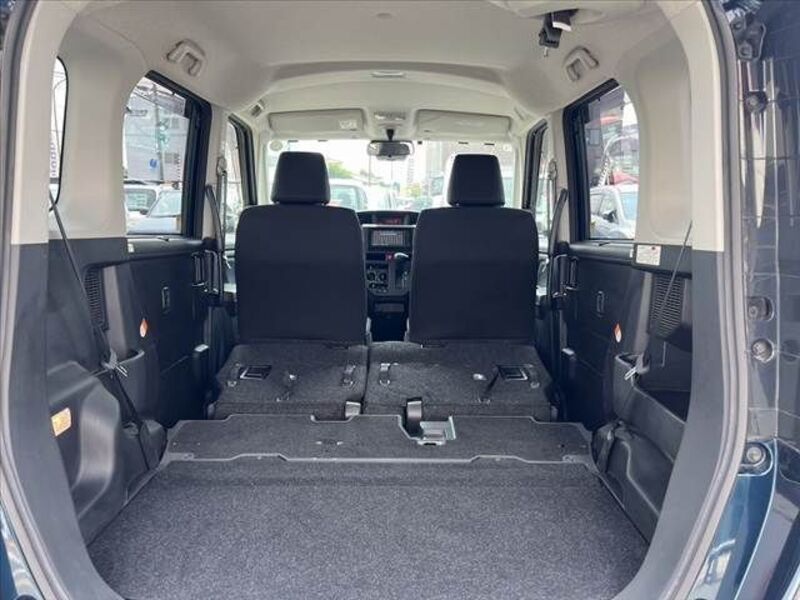 ROOMY