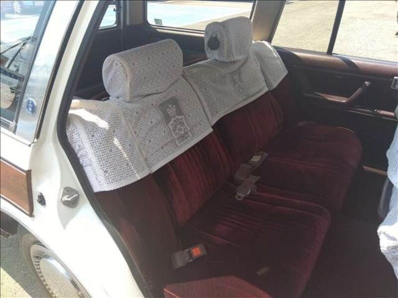 CROWN WAGON