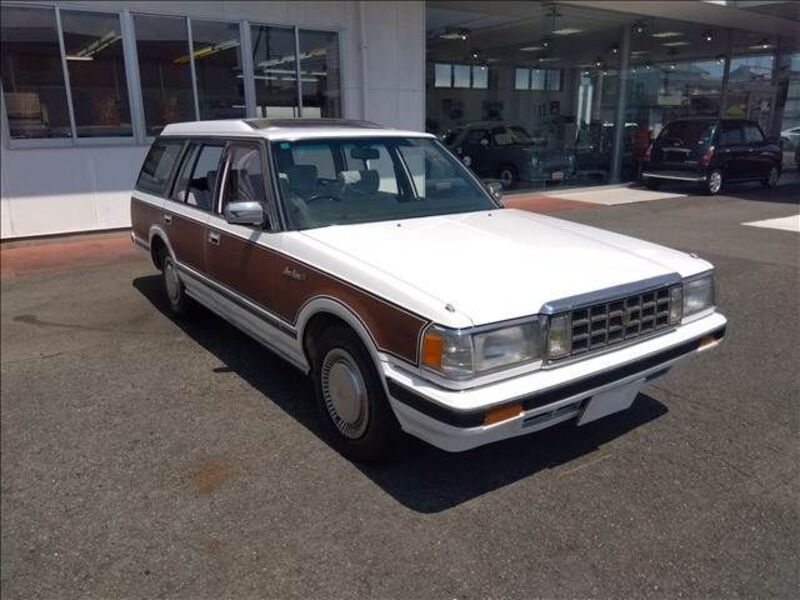 CROWN WAGON