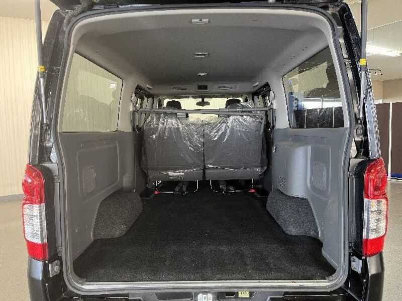 NV350 CARAVAN