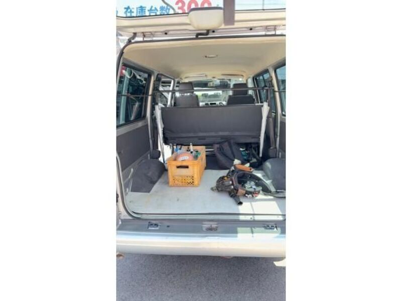 BONGO VAN