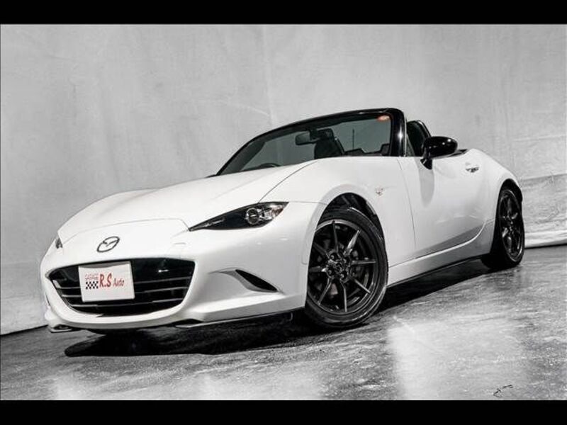 ROADSTER