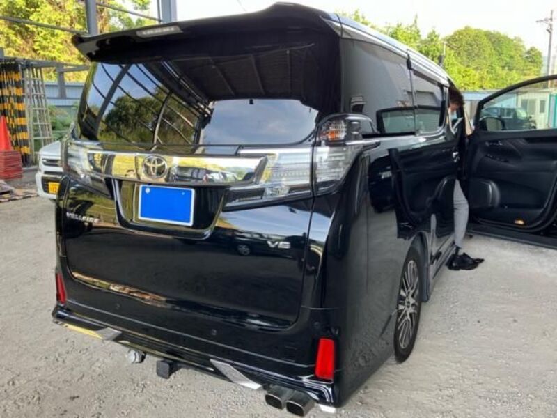 VELLFIRE