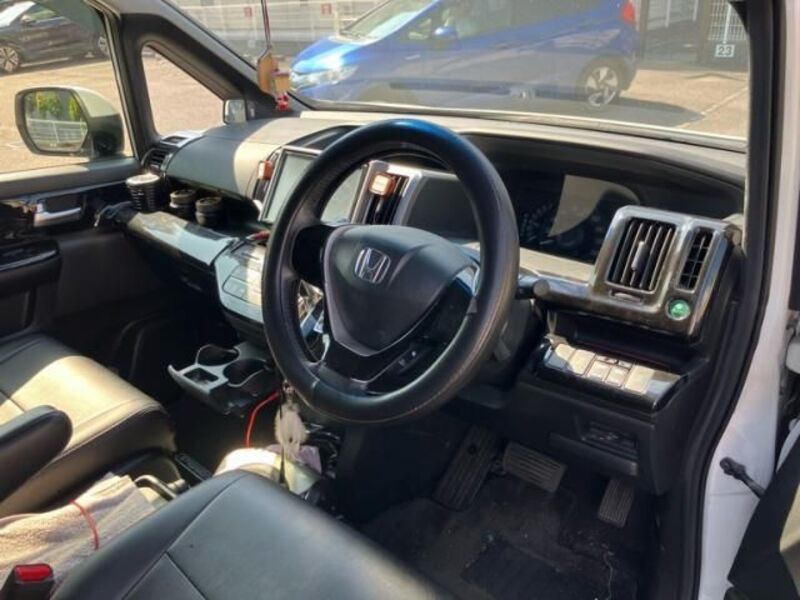 STEPWAGON SPADA