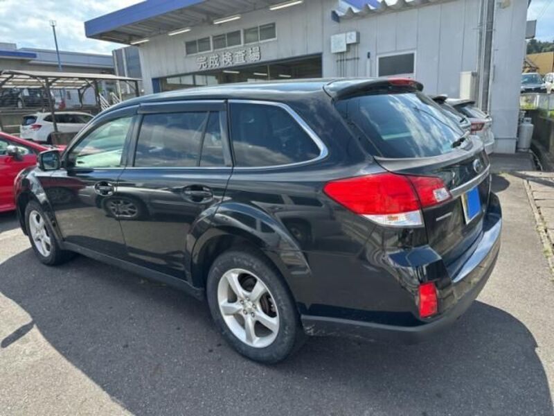 LEGACY OUTBACK