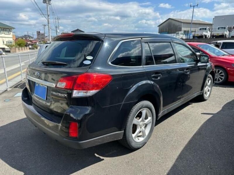 LEGACY OUTBACK