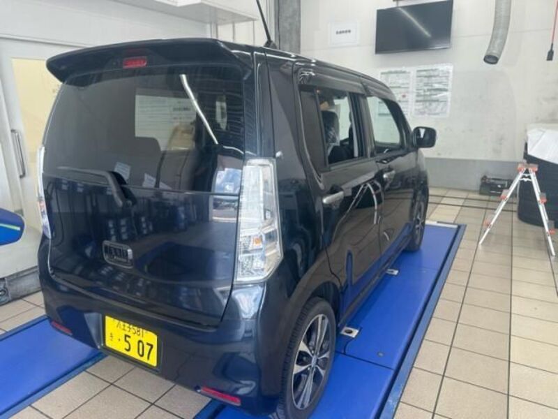 WAGON R