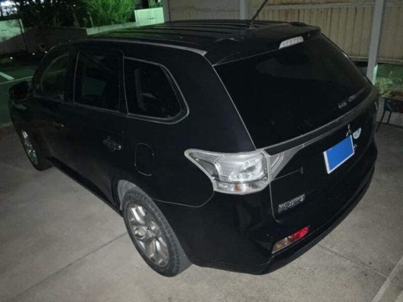 OUTLANDER PHEV