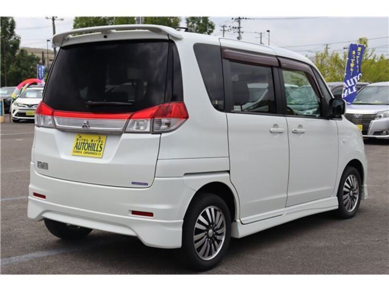 DELICA D2