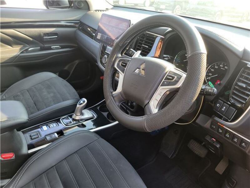 OUTLANDER PHEV