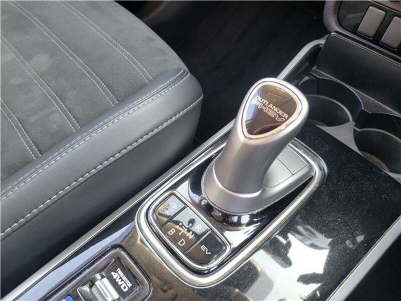OUTLANDER PHEV