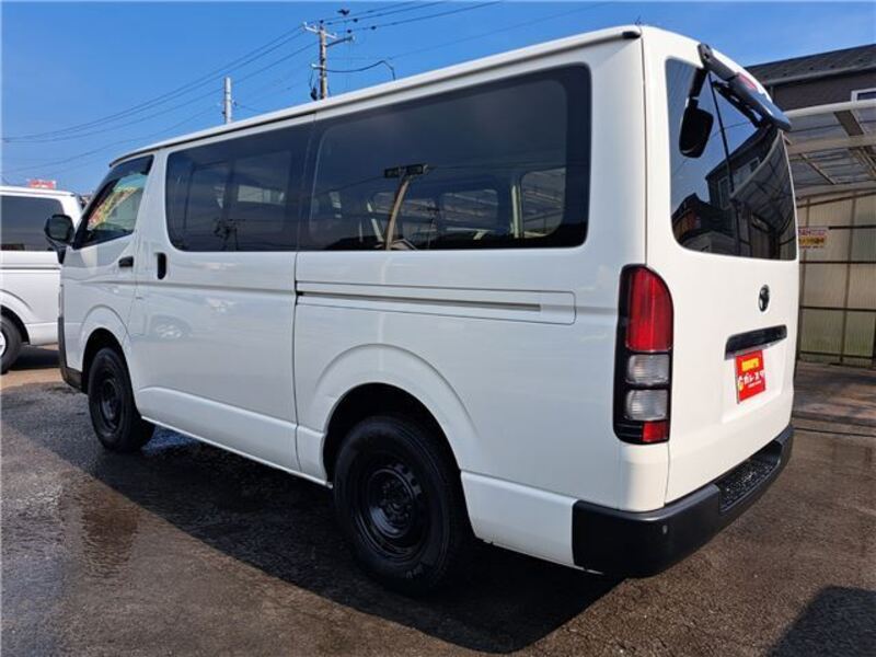 HIACE VAN
