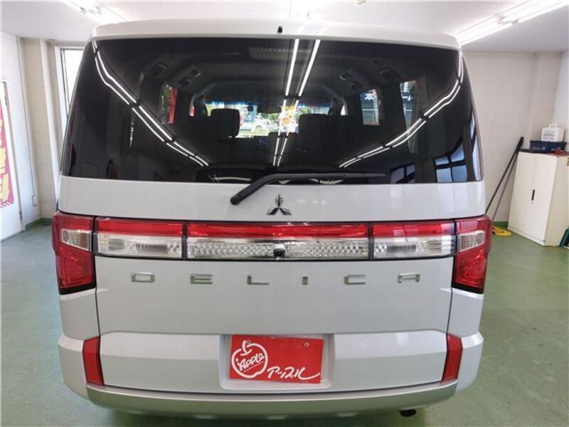 DELICA D5
