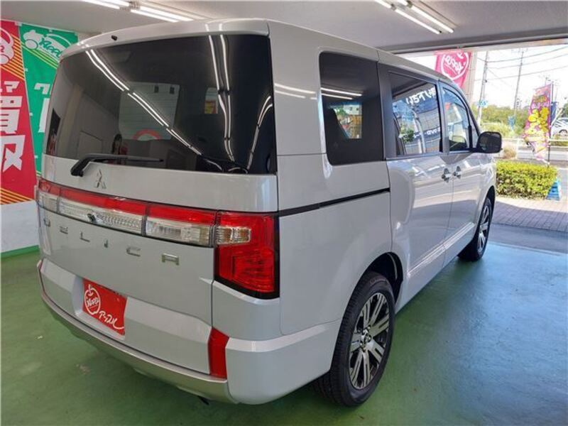 DELICA D5