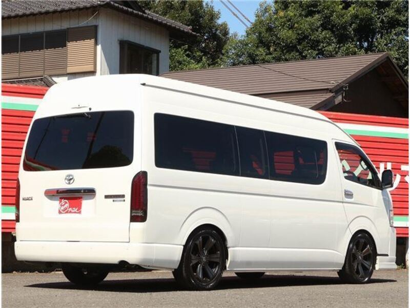 HIACE
