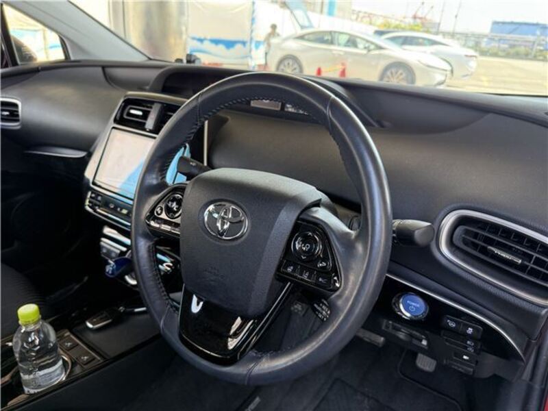 PRIUS PHV