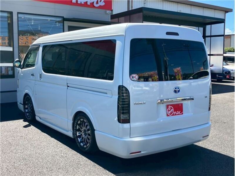 HIACE