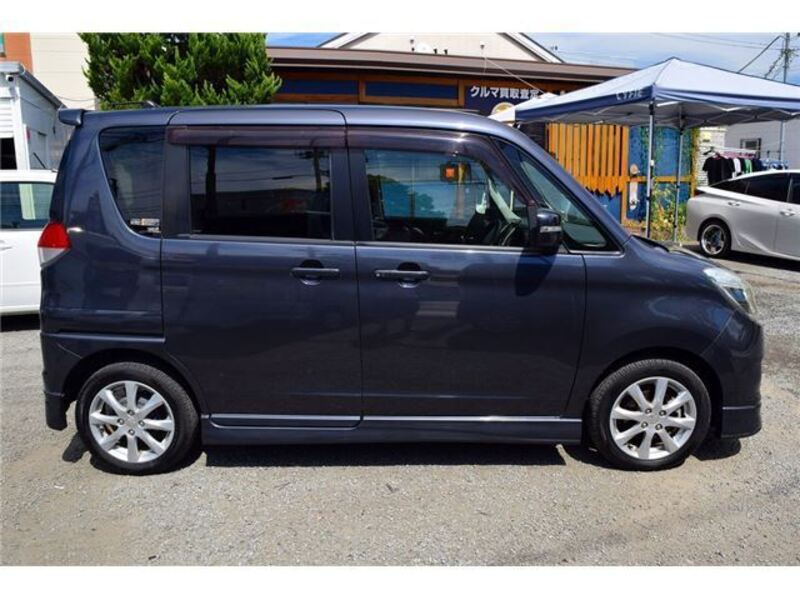 DELICA D2