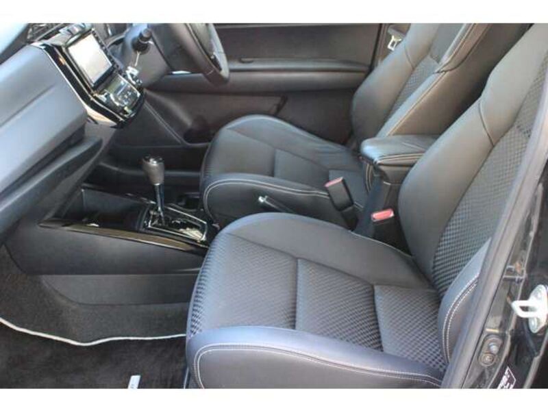 COROLLA FIELDER