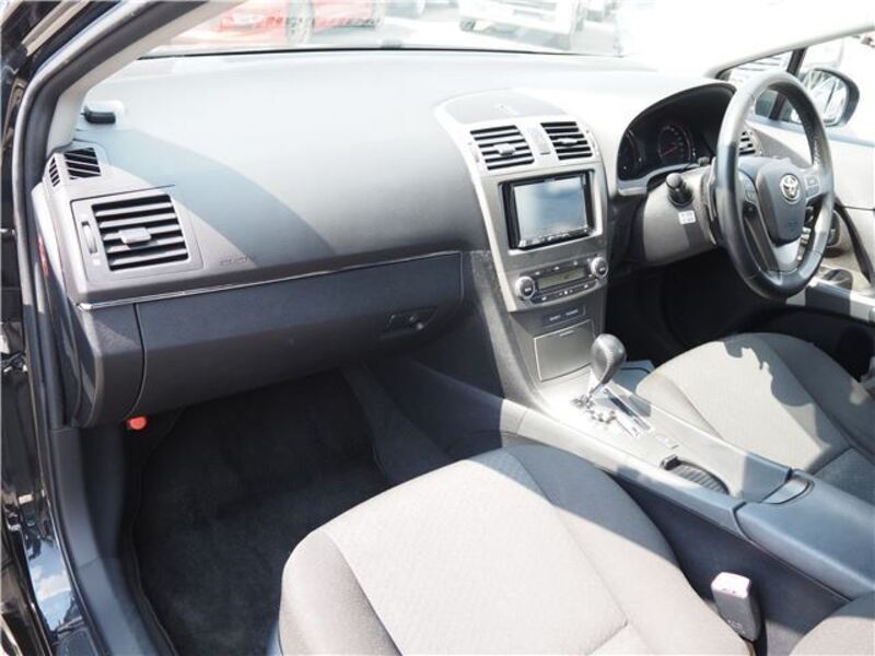 AVENSIS WAGON