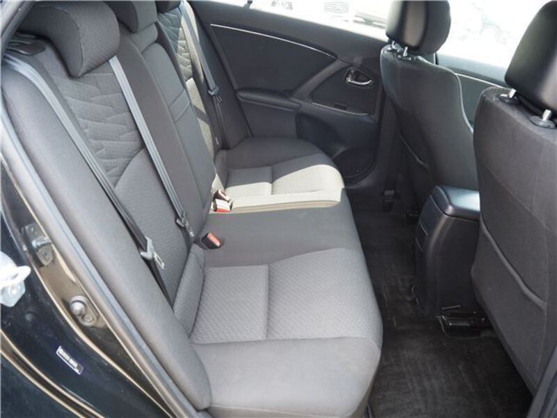 AVENSIS WAGON