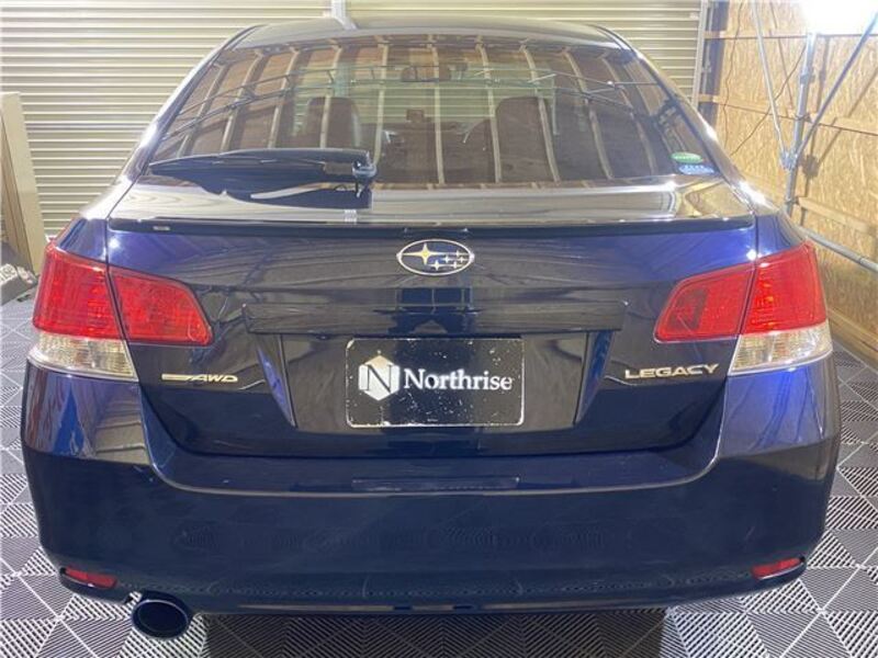LEGACY B4